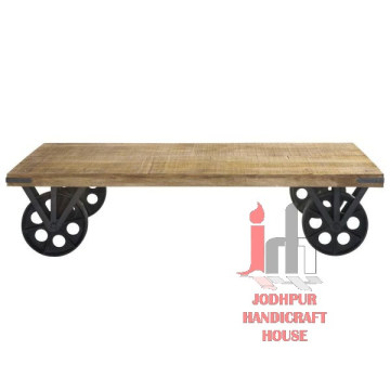 Table basse en bois en fer